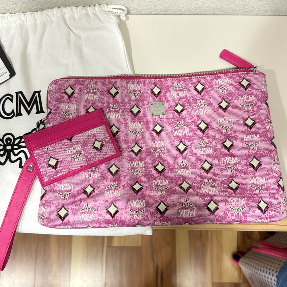 MCM pouch with matching card holder